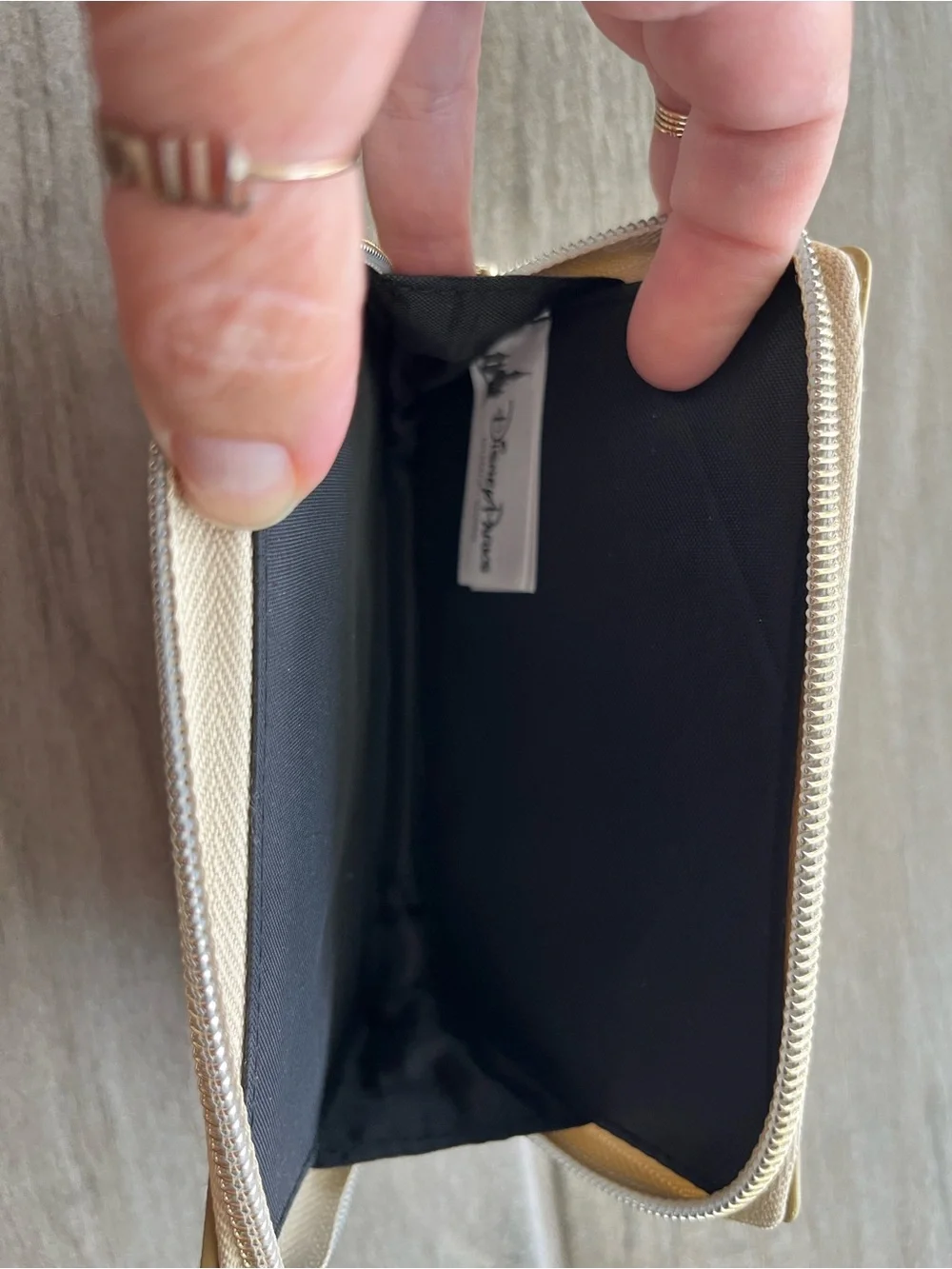 Disney Parks Alice in Wonderland Doorknob Purse